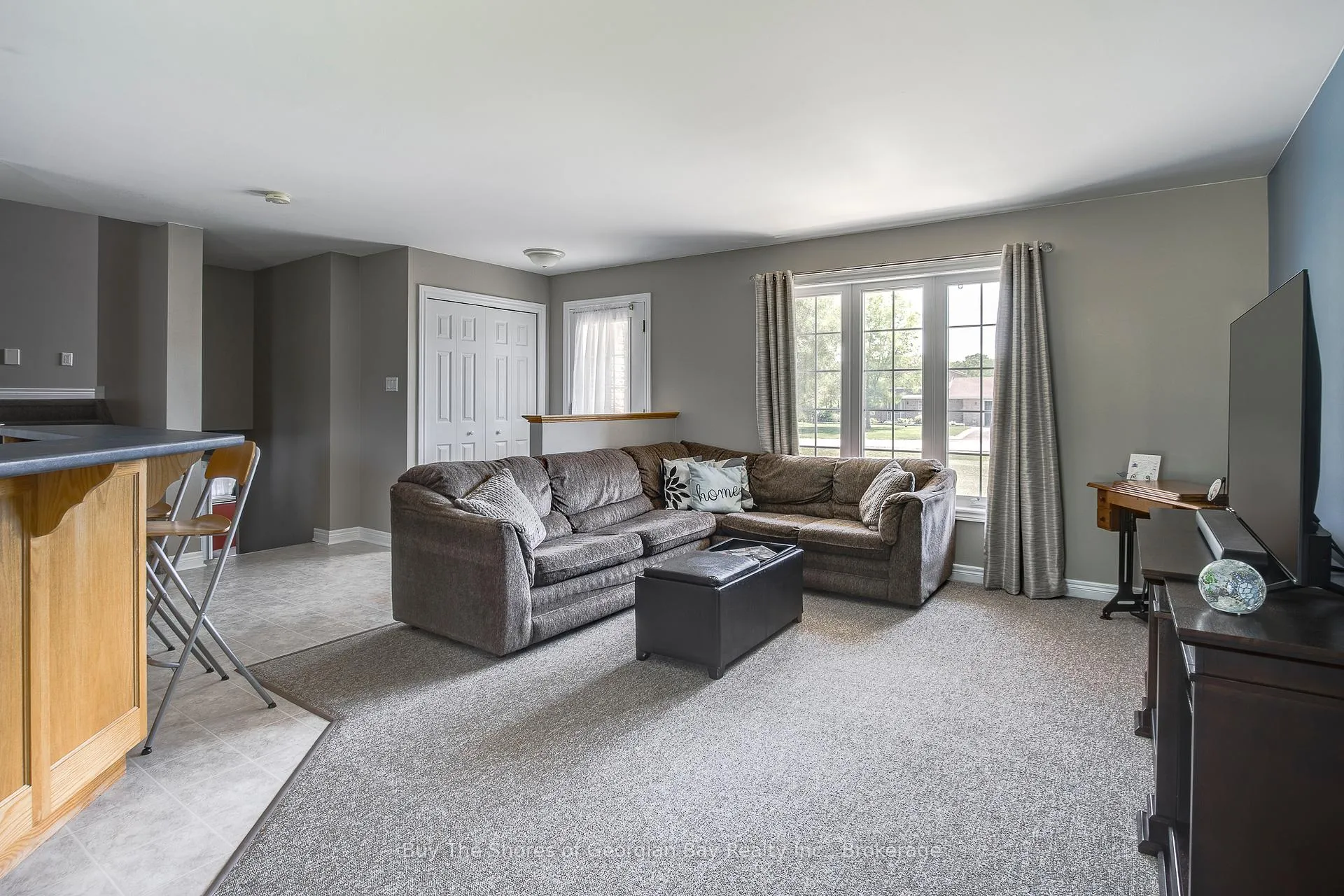 Photo 7 of 24 Marl Creek Drive, Springwater, Phelpston — HOMEH