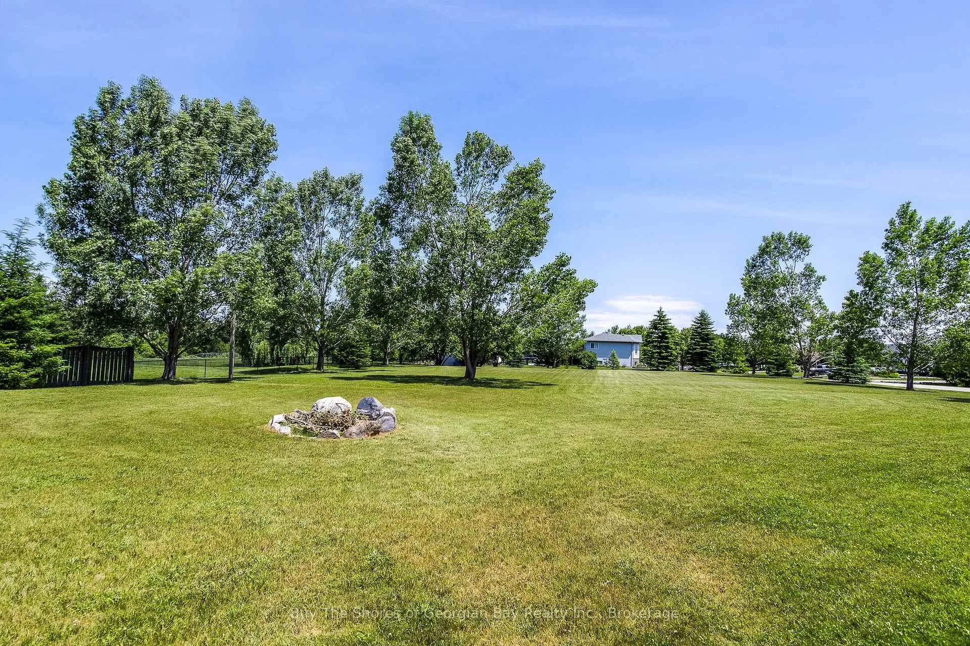 Photo 33 of 24 Marl Creek Drive, Springwater, Phelpston — HOMEH