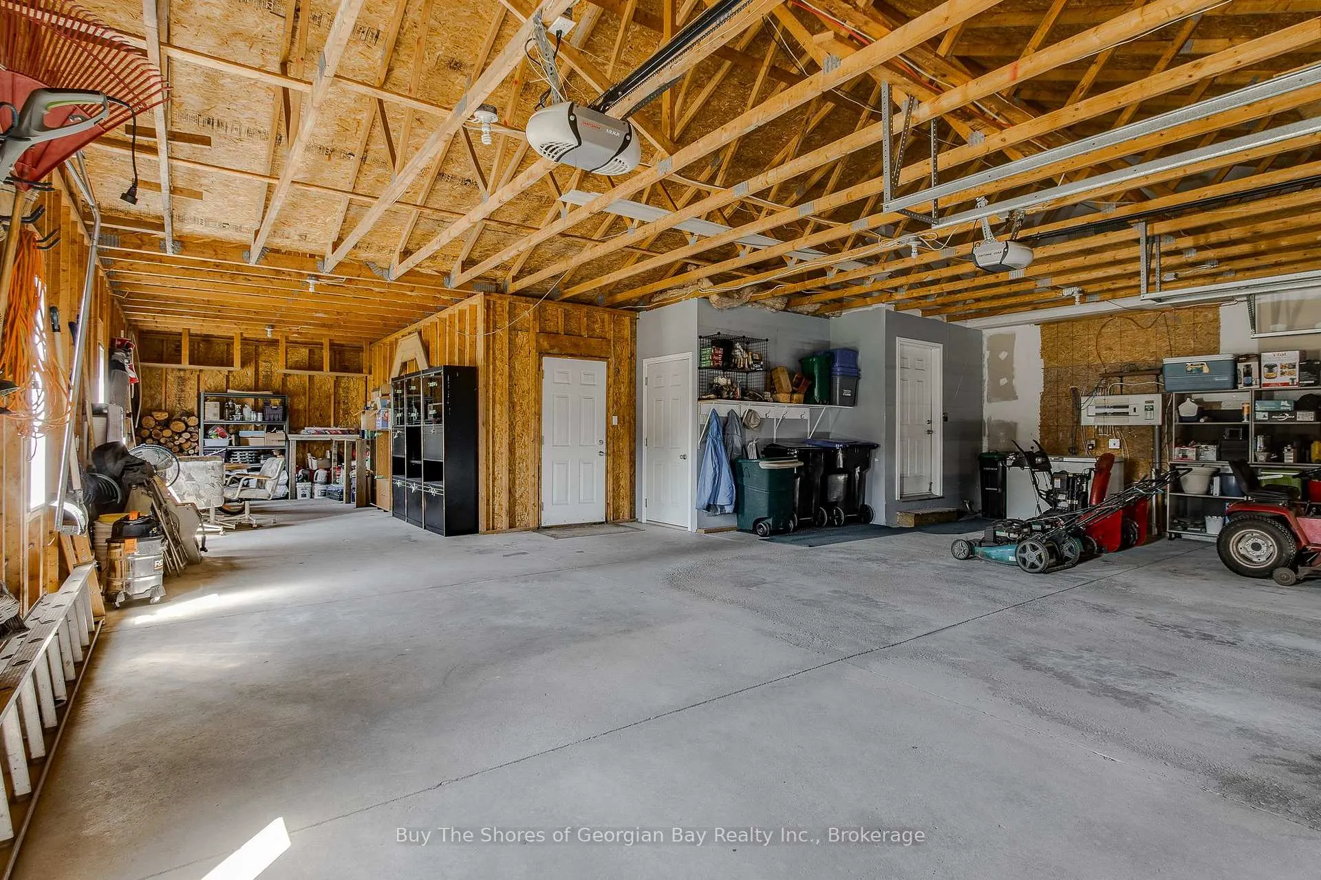 Photo 38 of 24 Marl Creek Drive, Springwater, Phelpston — HOMEH