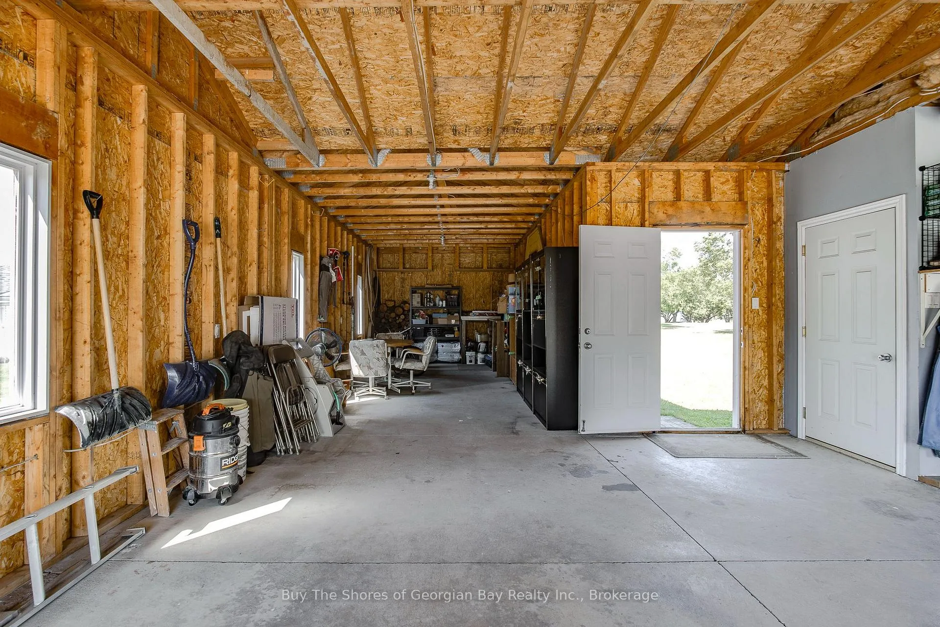 Photo 41 of 24 Marl Creek Drive, Springwater, Phelpston — HOMEH