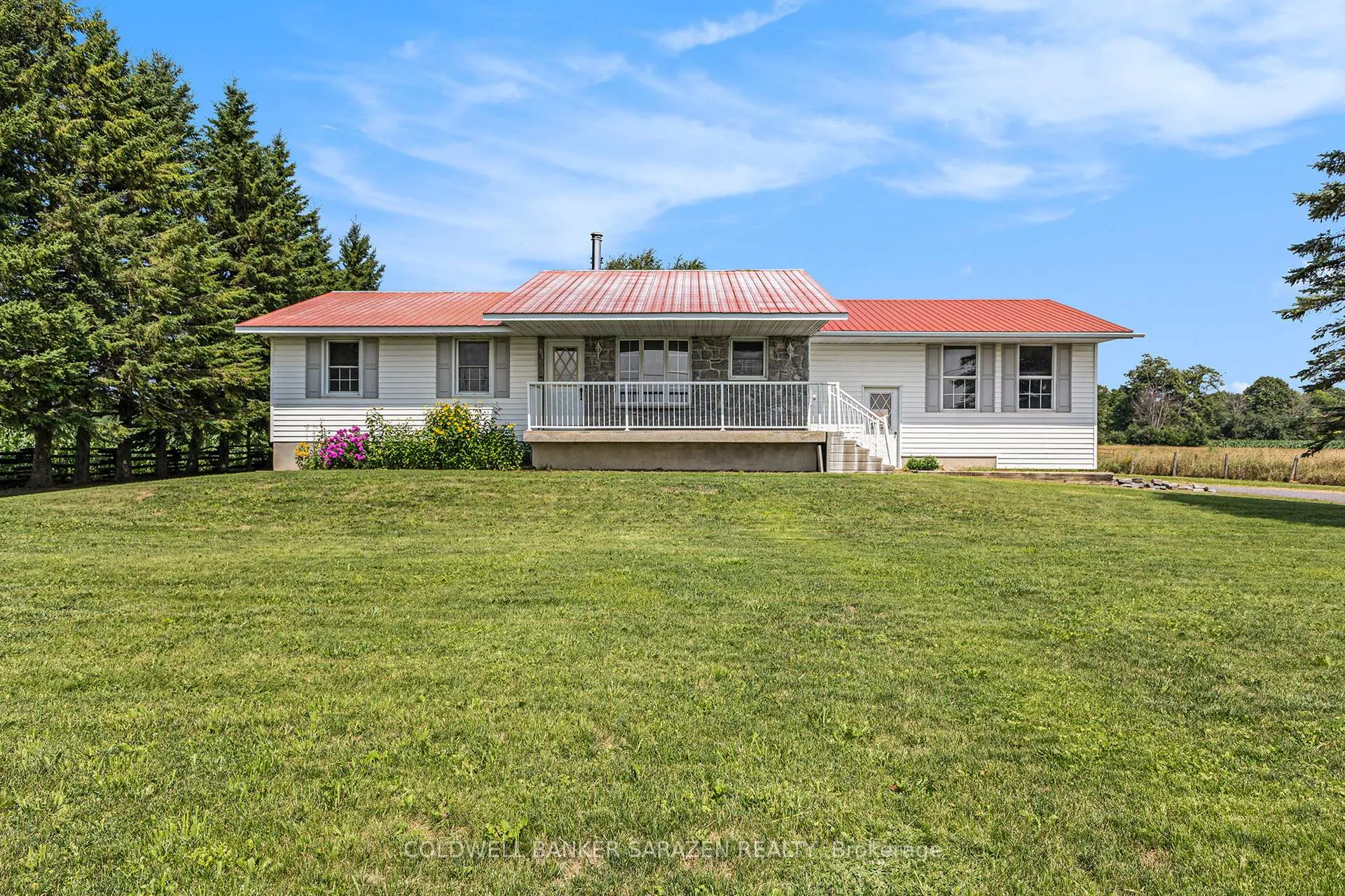 Photo 6 of 402 Scheel Drive, McNab/Braeside, Mcnab/Braeside Twps — HOMEH