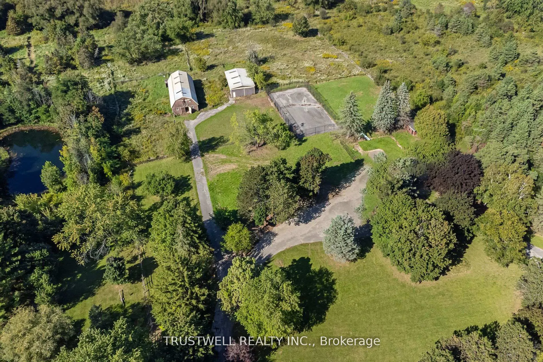 Photo 5 of 3590 Major Mackenzie Drive E, Markham, Victoria Manor-Jennings Gate — HOMEH