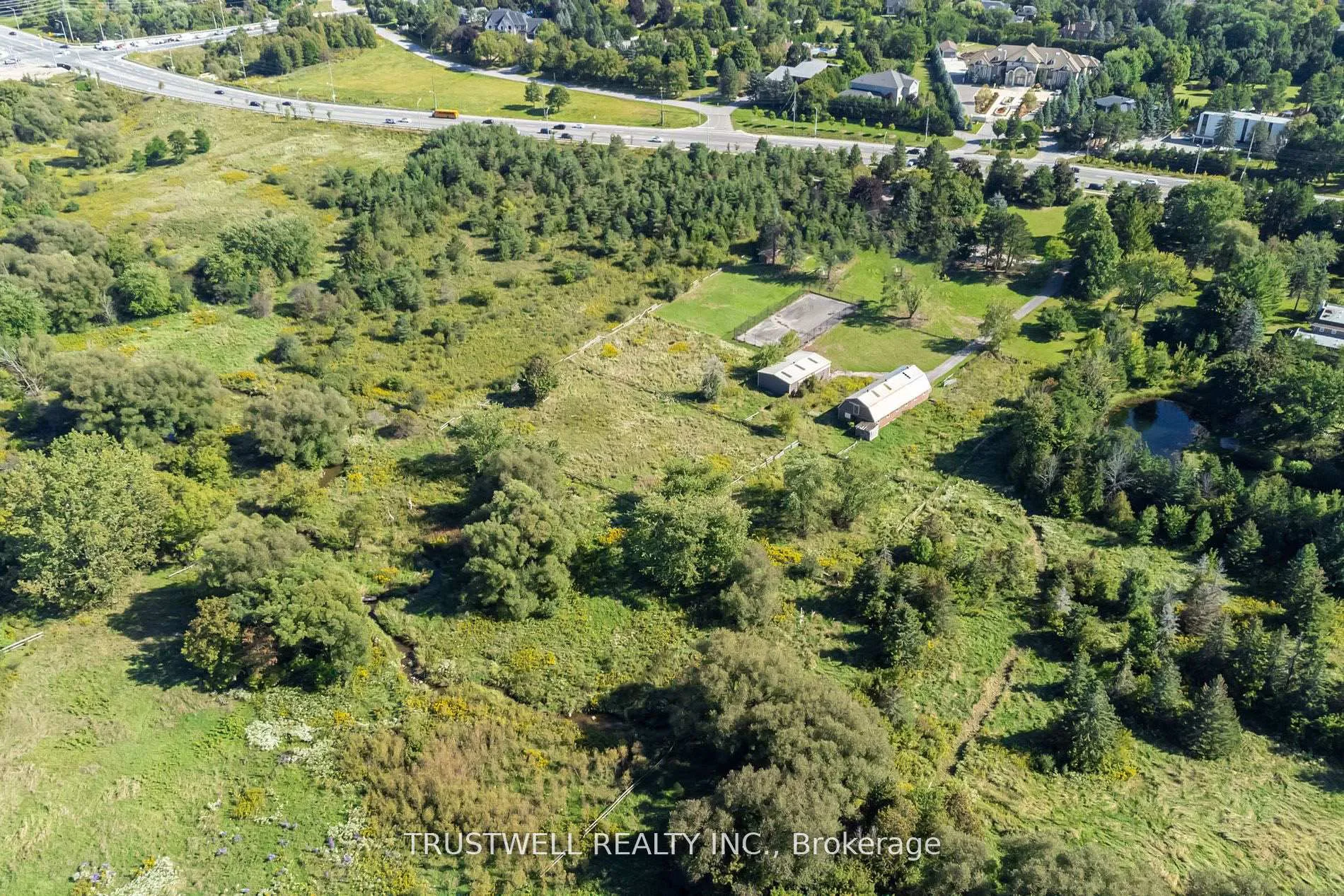 Photo 9 of 3590 Major Mackenzie Drive E, Markham, Victoria Manor-Jennings Gate — HOMEH