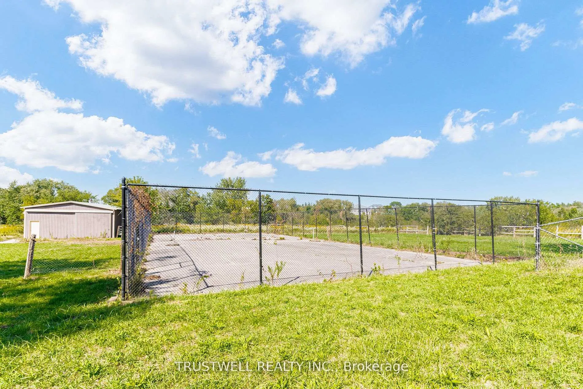 Photo 10 of 3590 Major Mackenzie Drive E, Markham, Victoria Manor-Jennings Gate — HOMEH