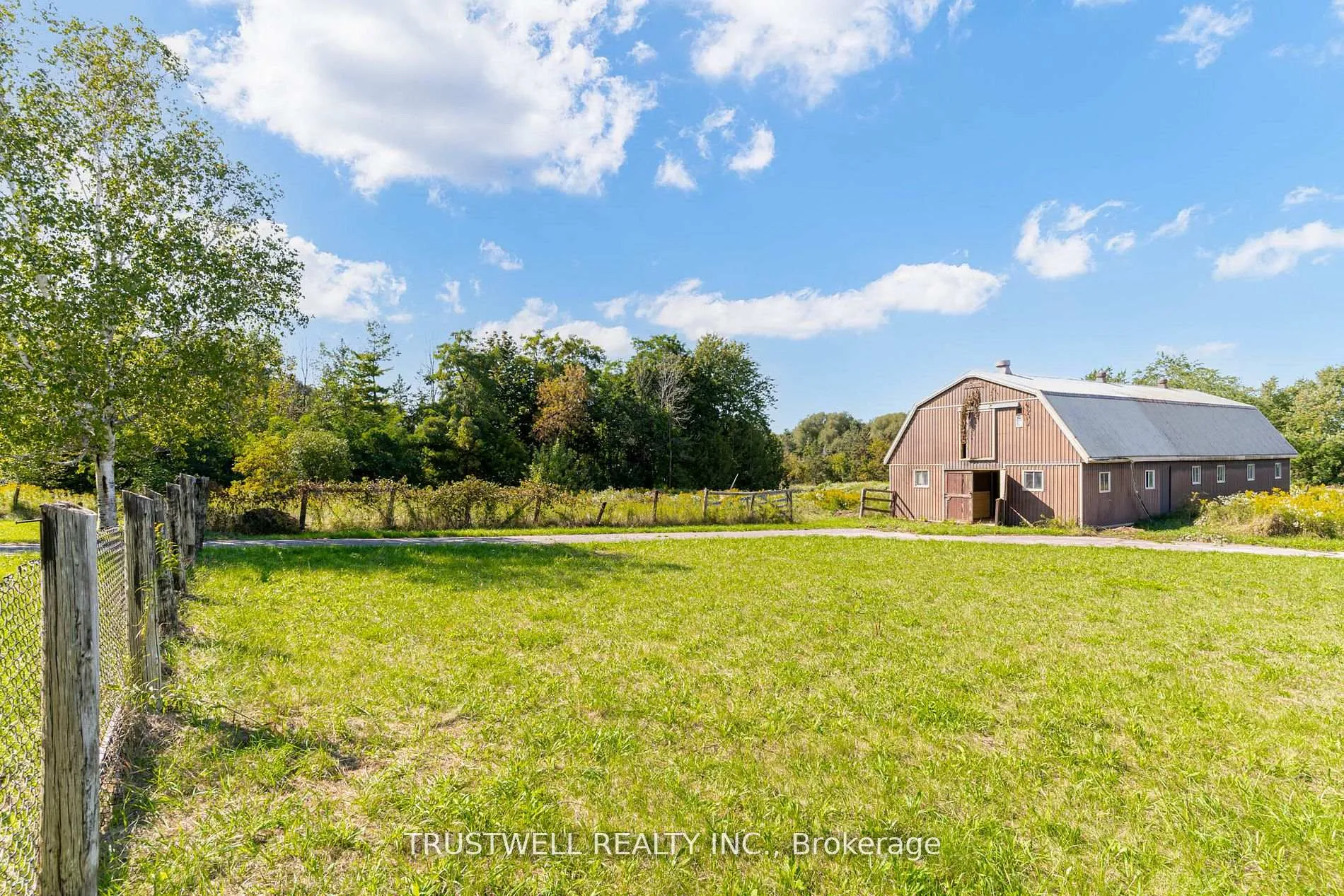 Photo 13 of 3590 Major Mackenzie Drive E, Markham, Victoria Manor-Jennings Gate — HOMEH