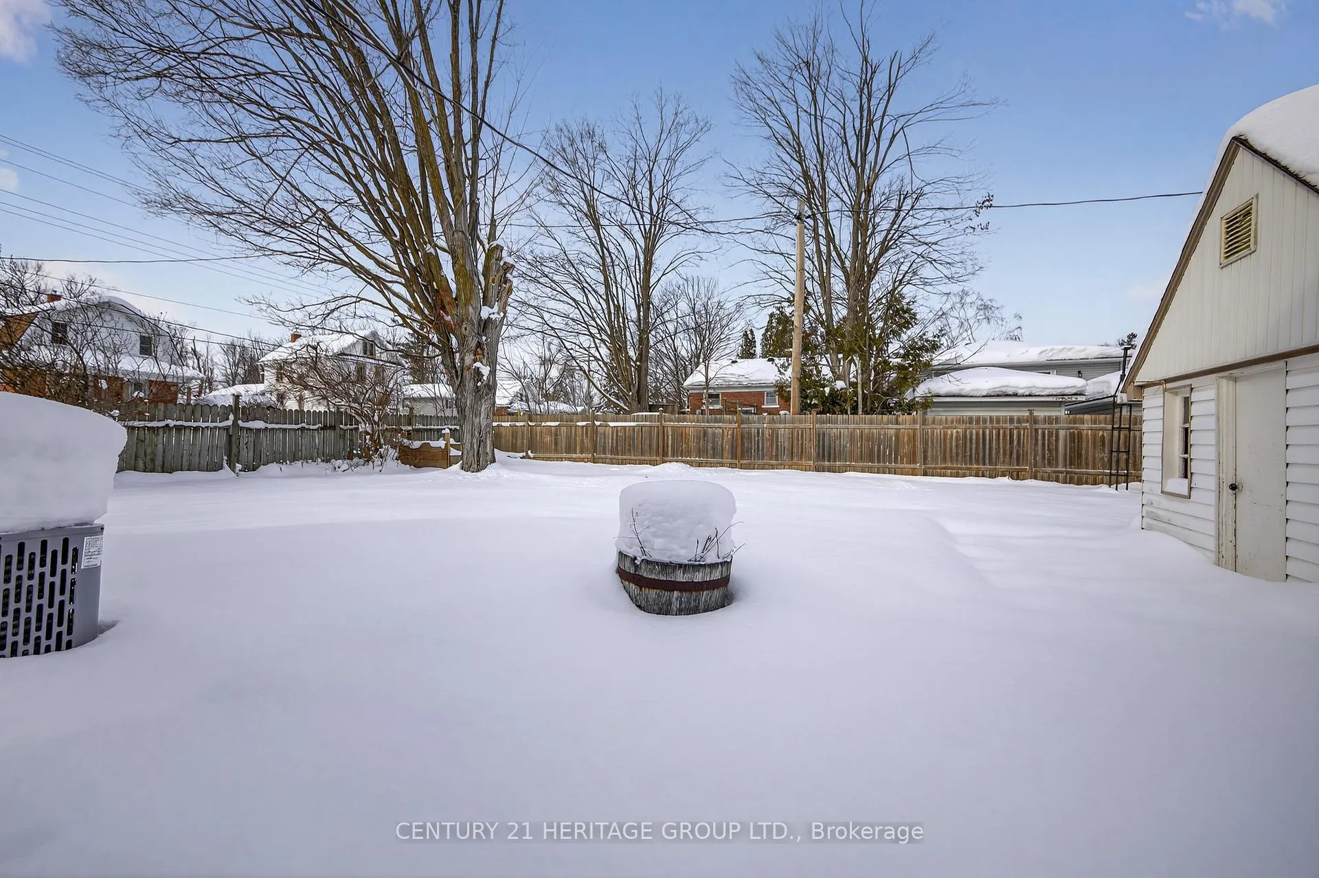 Photo 32 of 35 Argyle Avenue, Orillia — HOMEH