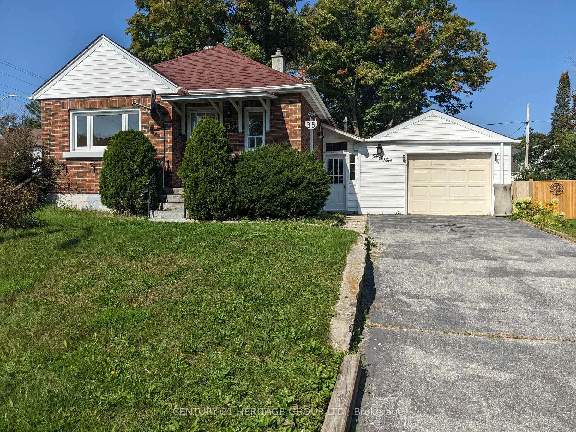 Photo 36 of 35 Argyle Avenue, Orillia — HOMEH