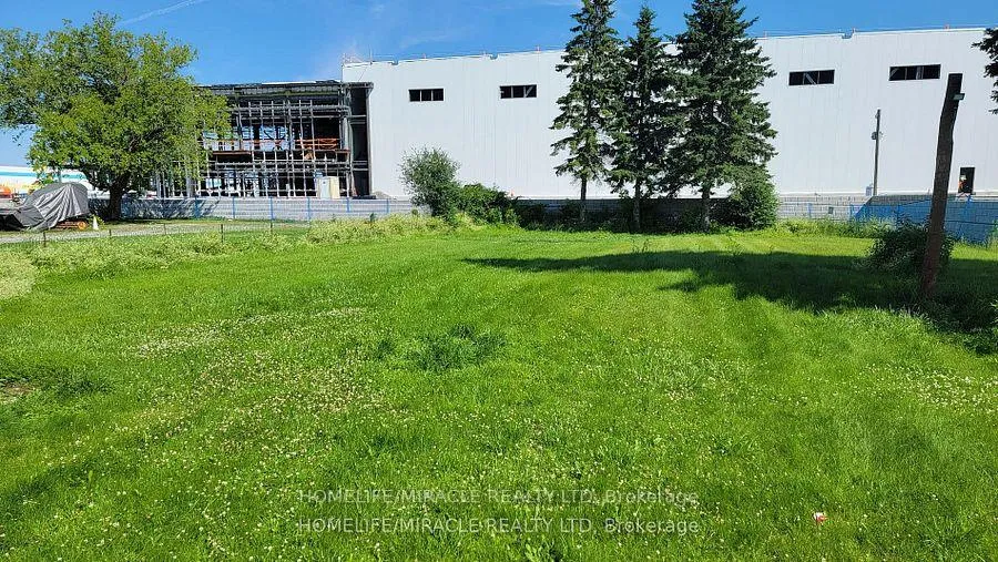 Photo 3 of 620 Conlin Road, Oshawa, Rural Oshawa — HOMEH