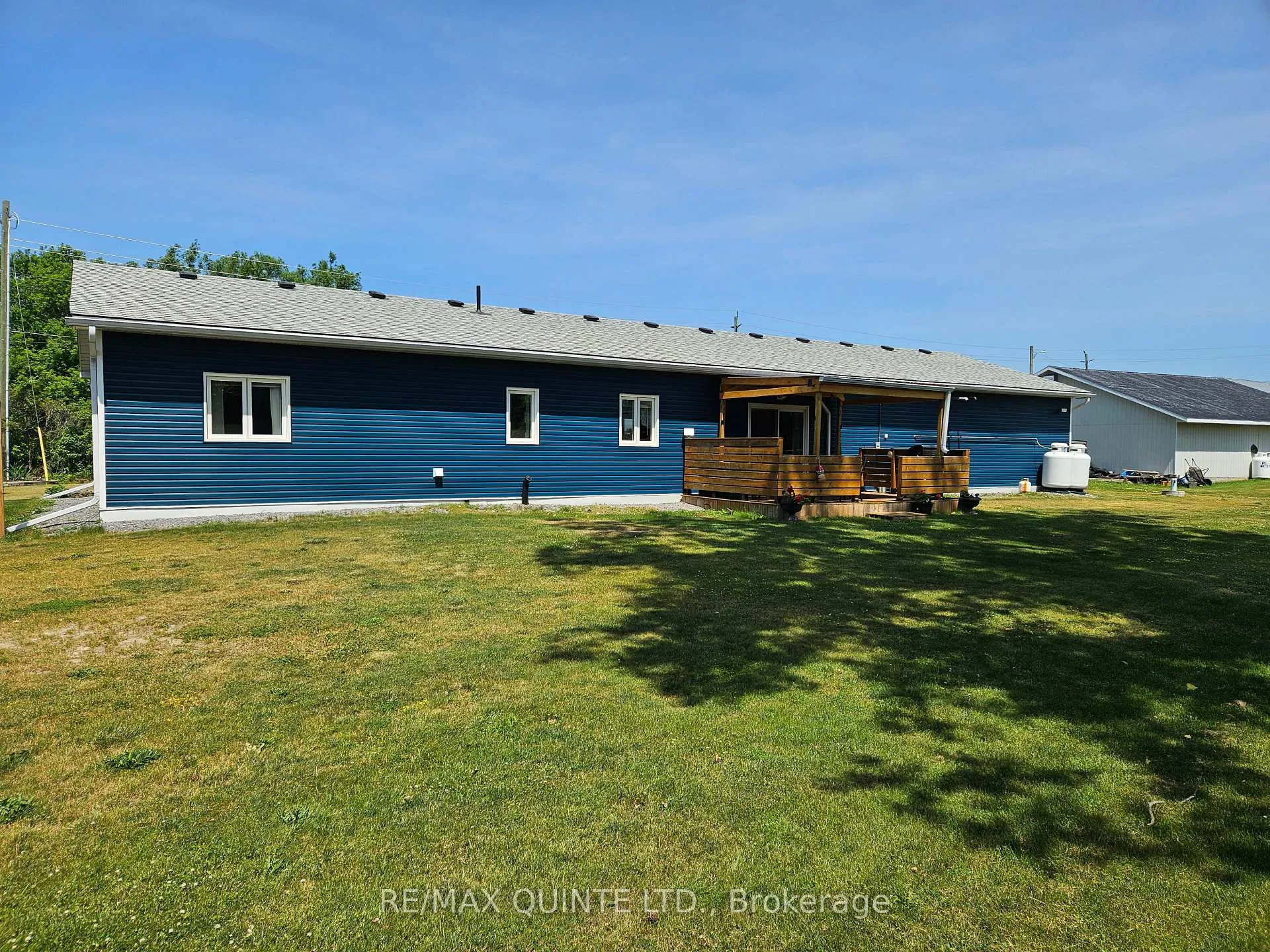 Photo 17 of 7 Clarke Road, Prince Edward County, Hallowell Ward — HOMEH