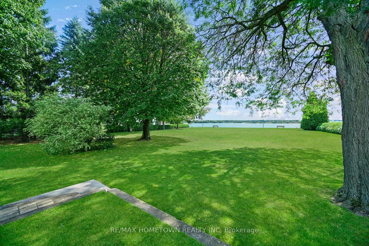 Photo 8 of 401 County Road 2, Edwardsburgh/Cardinal, Town of Cardinal — HOMEH