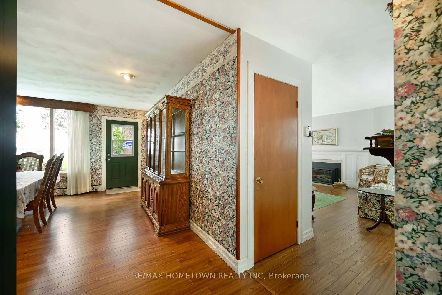 Photo 11 of 401 County Road 2, Edwardsburgh/Cardinal, Town of Cardinal — HOMEH