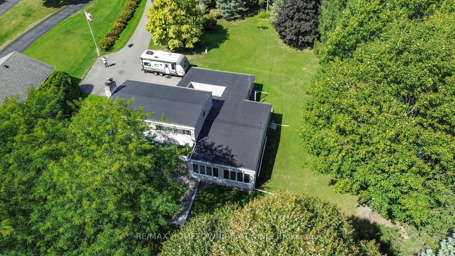 Photo 33 of 401 County Road 2, Edwardsburgh/Cardinal, Town of Cardinal — HOMEH