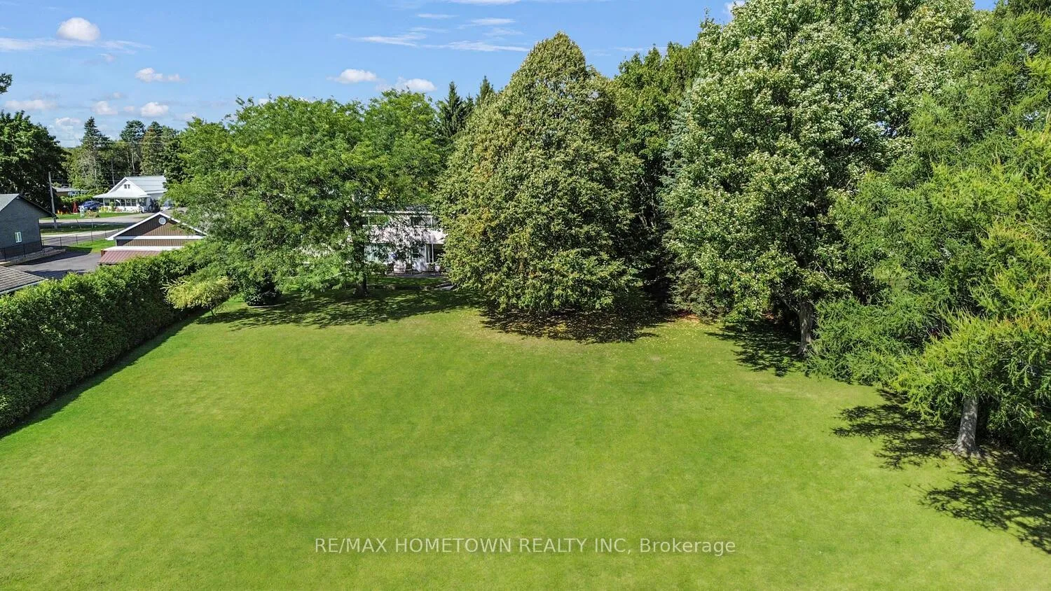 Photo 38 of 401 County Road 2, Edwardsburgh/Cardinal, Town of Cardinal — HOMEH