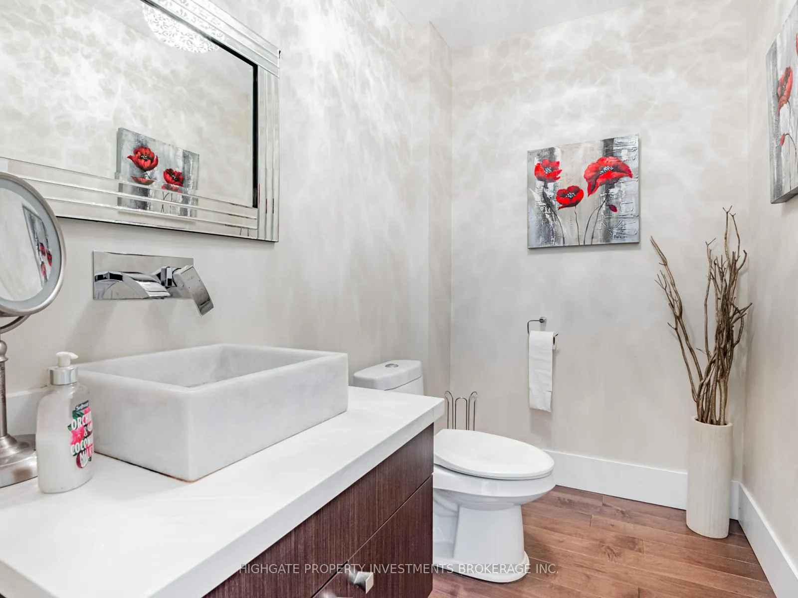 Photo 4 of 106 Brooke Street, Vaughan, Crestwood-Springfarm-Yorkhill — HOMEH