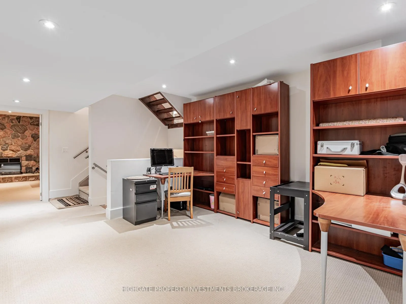 Photo 21 of 106 Brooke Street, Vaughan, Crestwood-Springfarm-Yorkhill — HOMEH