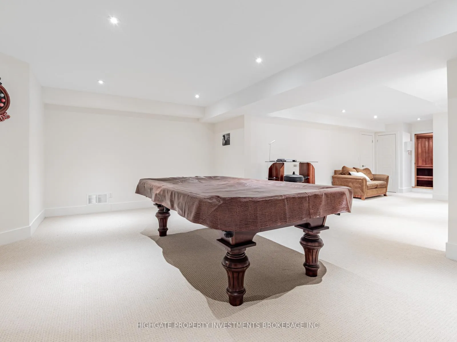 Photo 26 of 106 Brooke Street, Vaughan, Crestwood-Springfarm-Yorkhill — HOMEH