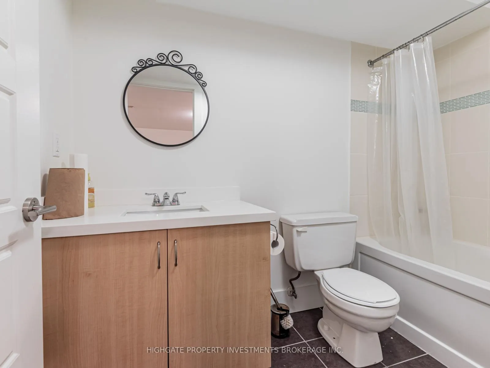 Photo 28 of 106 Brooke Street, Vaughan, Crestwood-Springfarm-Yorkhill — HOMEH