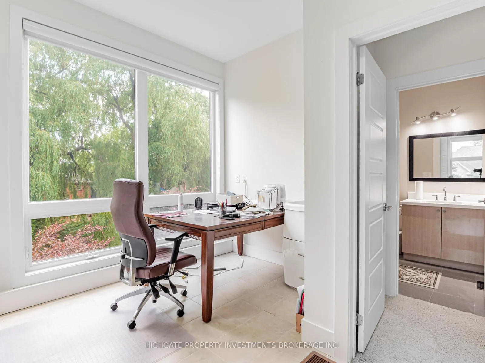 Photo 35 of 106 Brooke Street, Vaughan, Crestwood-Springfarm-Yorkhill — HOMEH