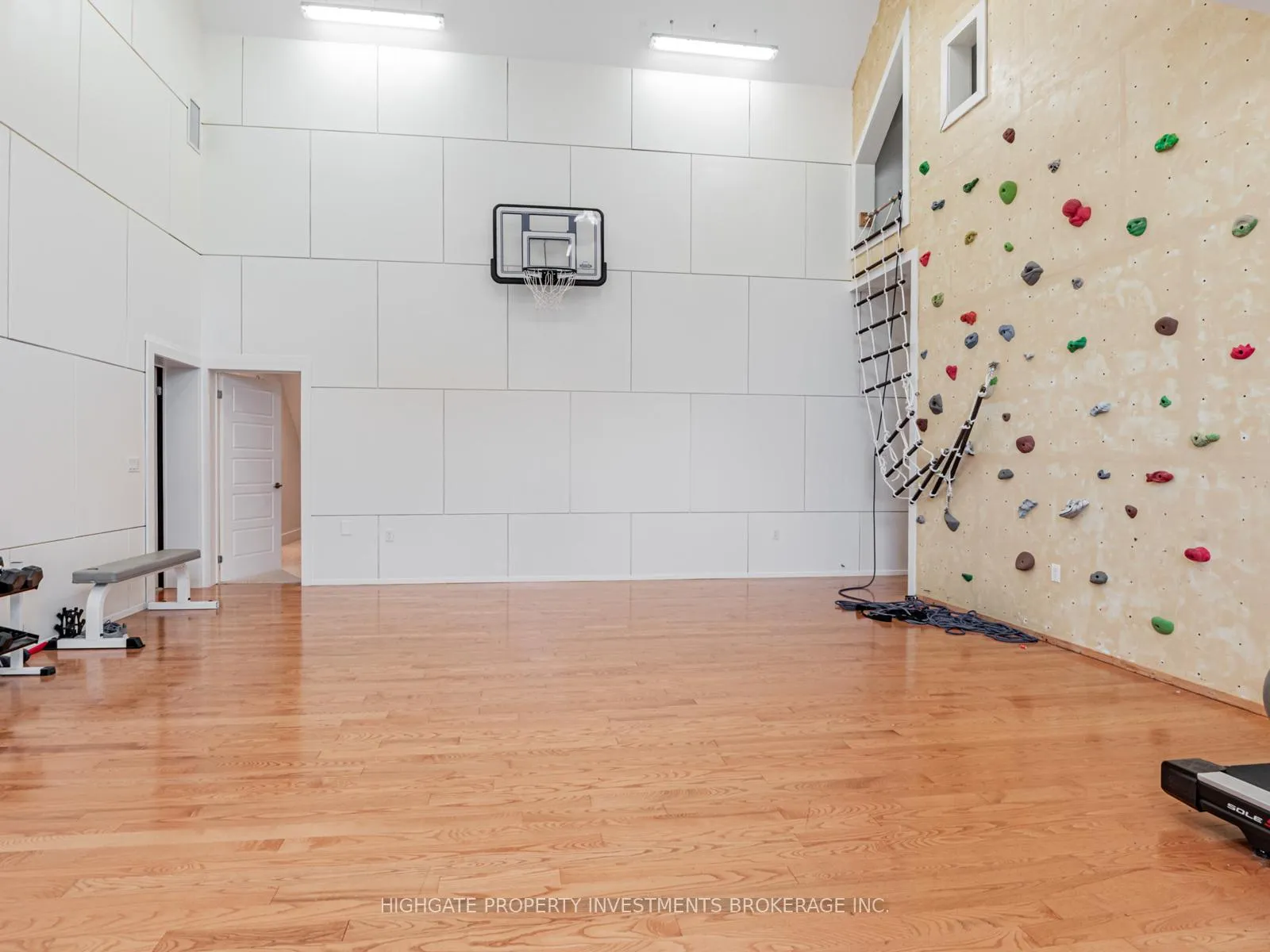 Photo 40 of 106 Brooke Street, Vaughan, Crestwood-Springfarm-Yorkhill — HOMEH