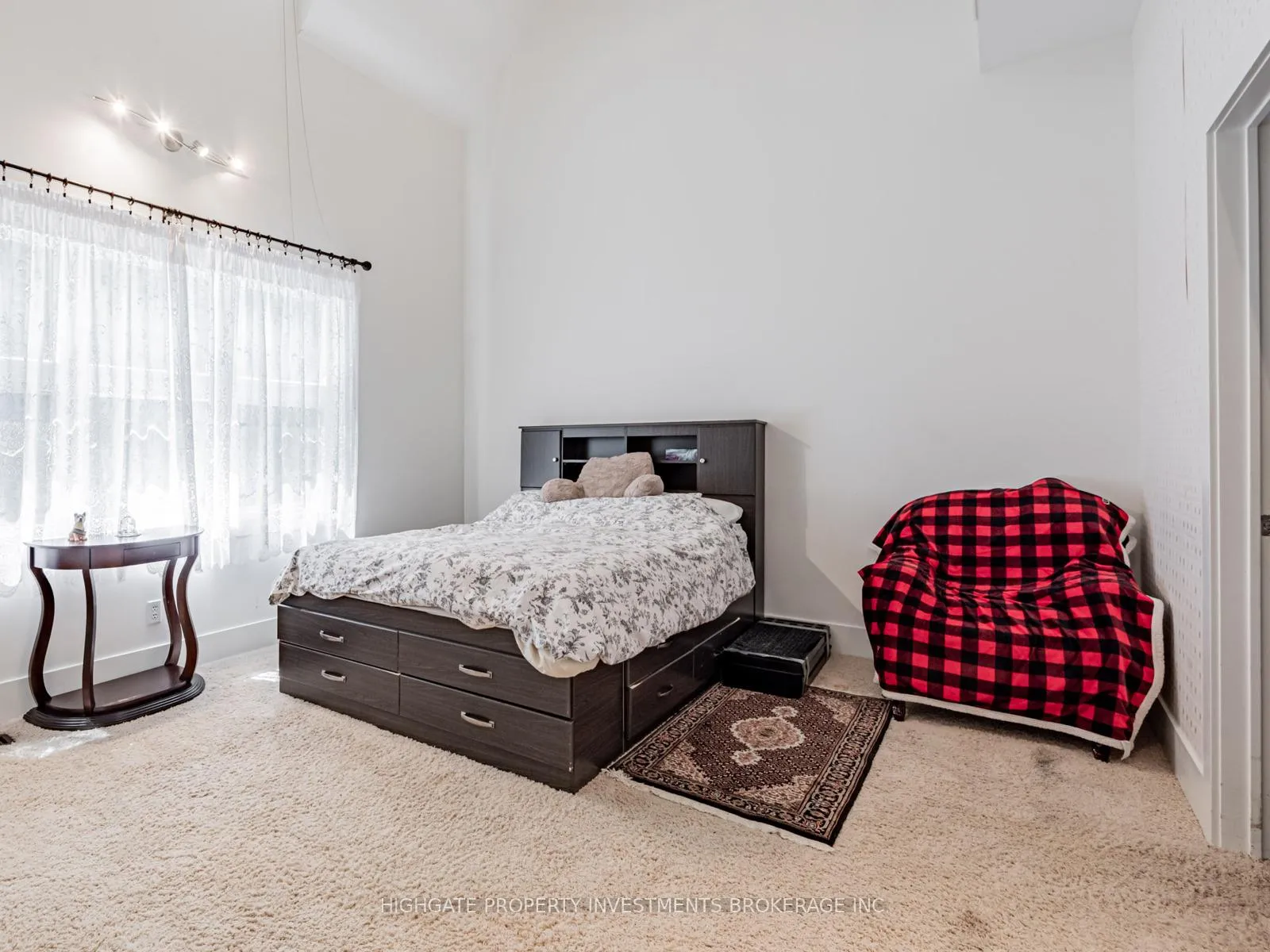 Photo 41 of 106 Brooke Street, Vaughan, Crestwood-Springfarm-Yorkhill — HOMEH