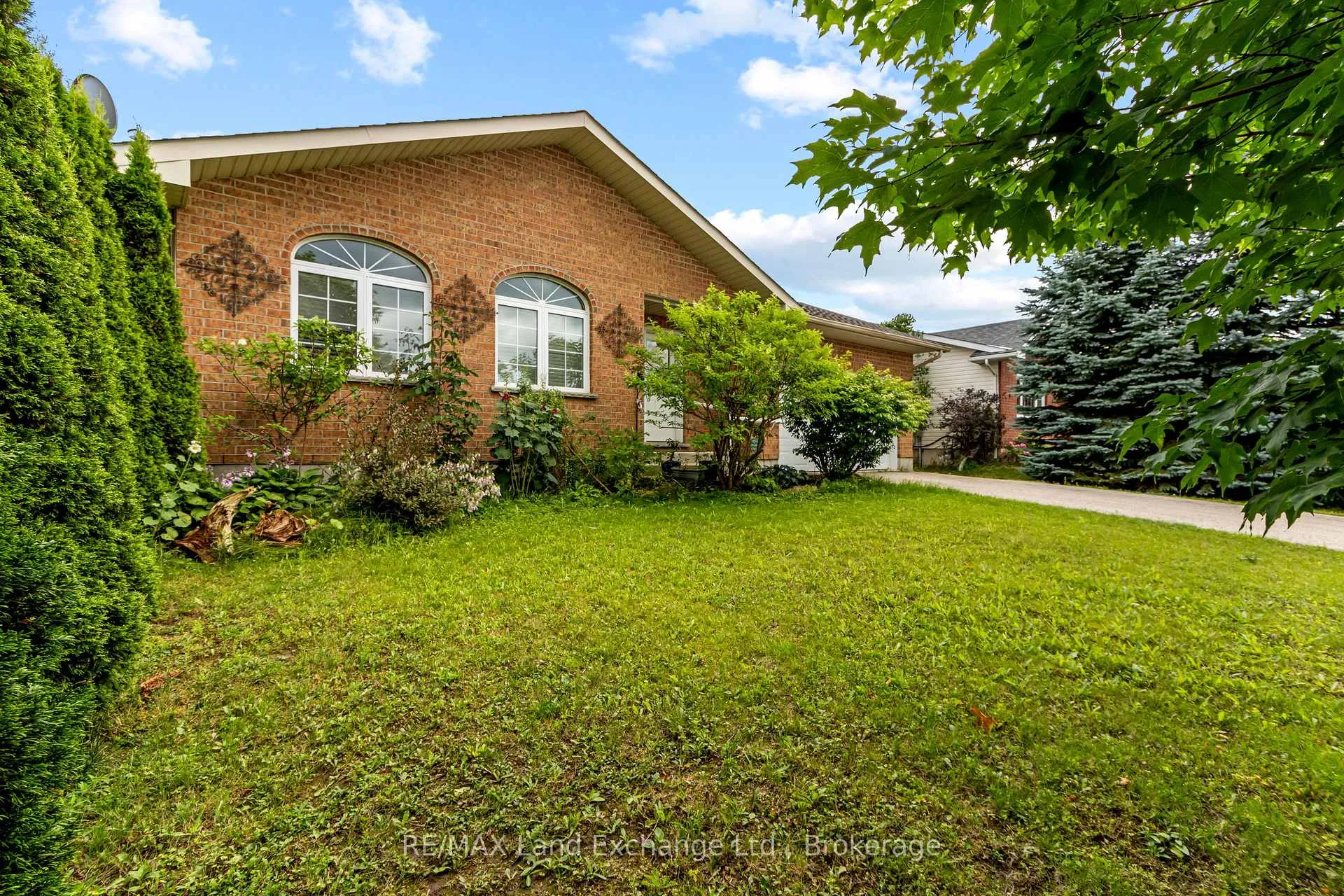 Photo 11 of 120 Owen Road, Wellington North, Mount Forest — HOMEH