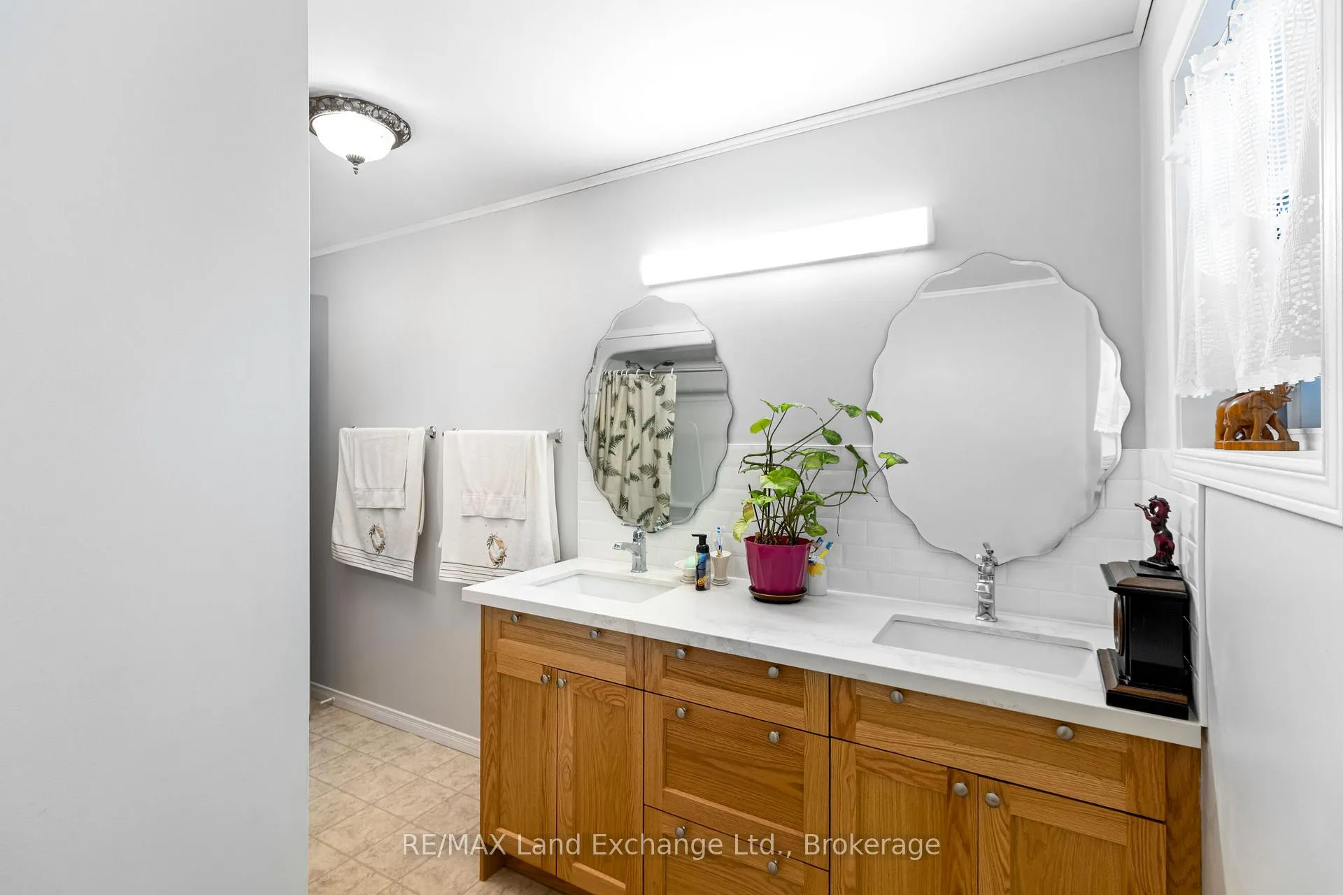 Photo 28 of 120 Owen Road, Wellington North, Mount Forest — HOMEH
