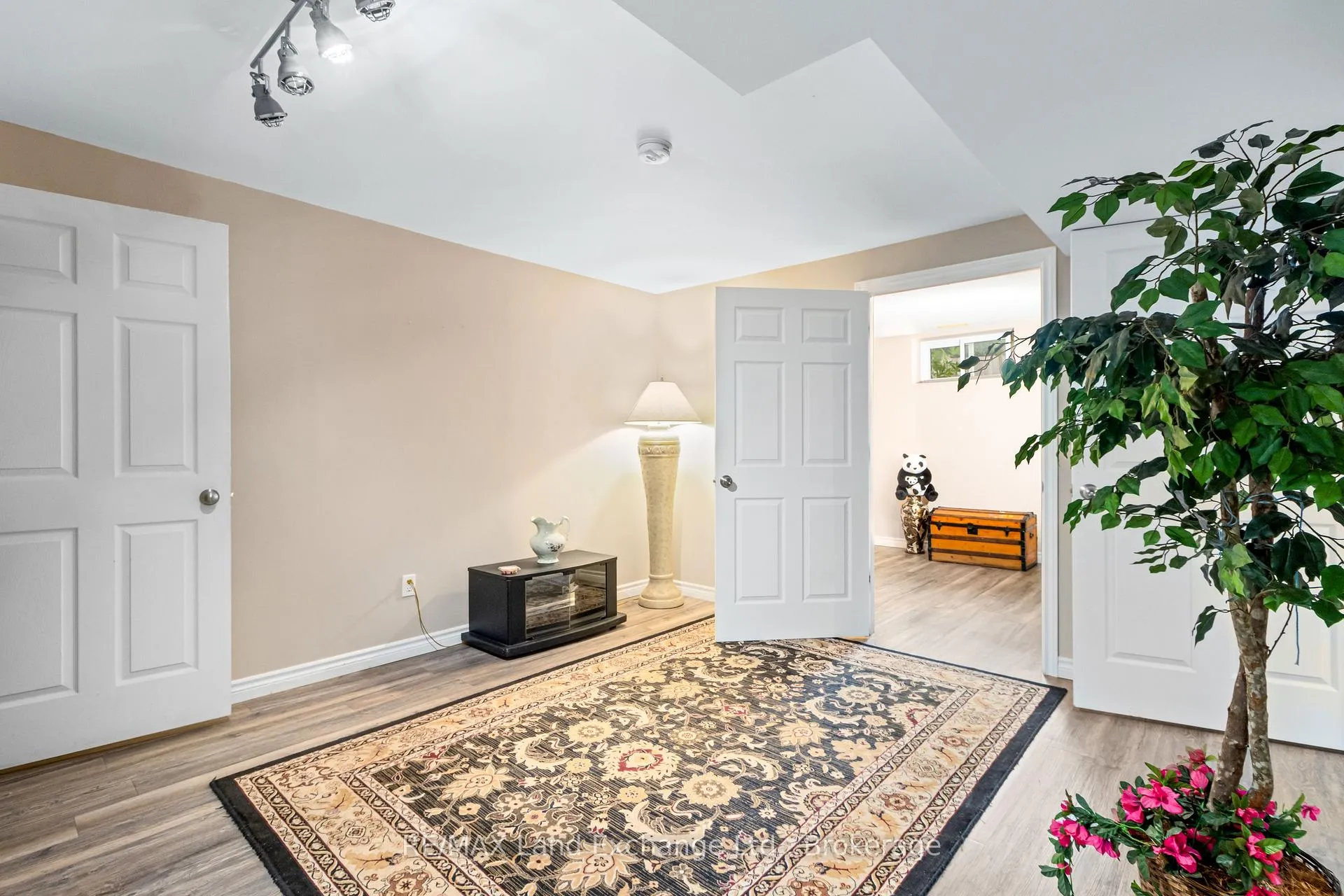 Photo 29 of 120 Owen Road, Wellington North, Mount Forest — HOMEH