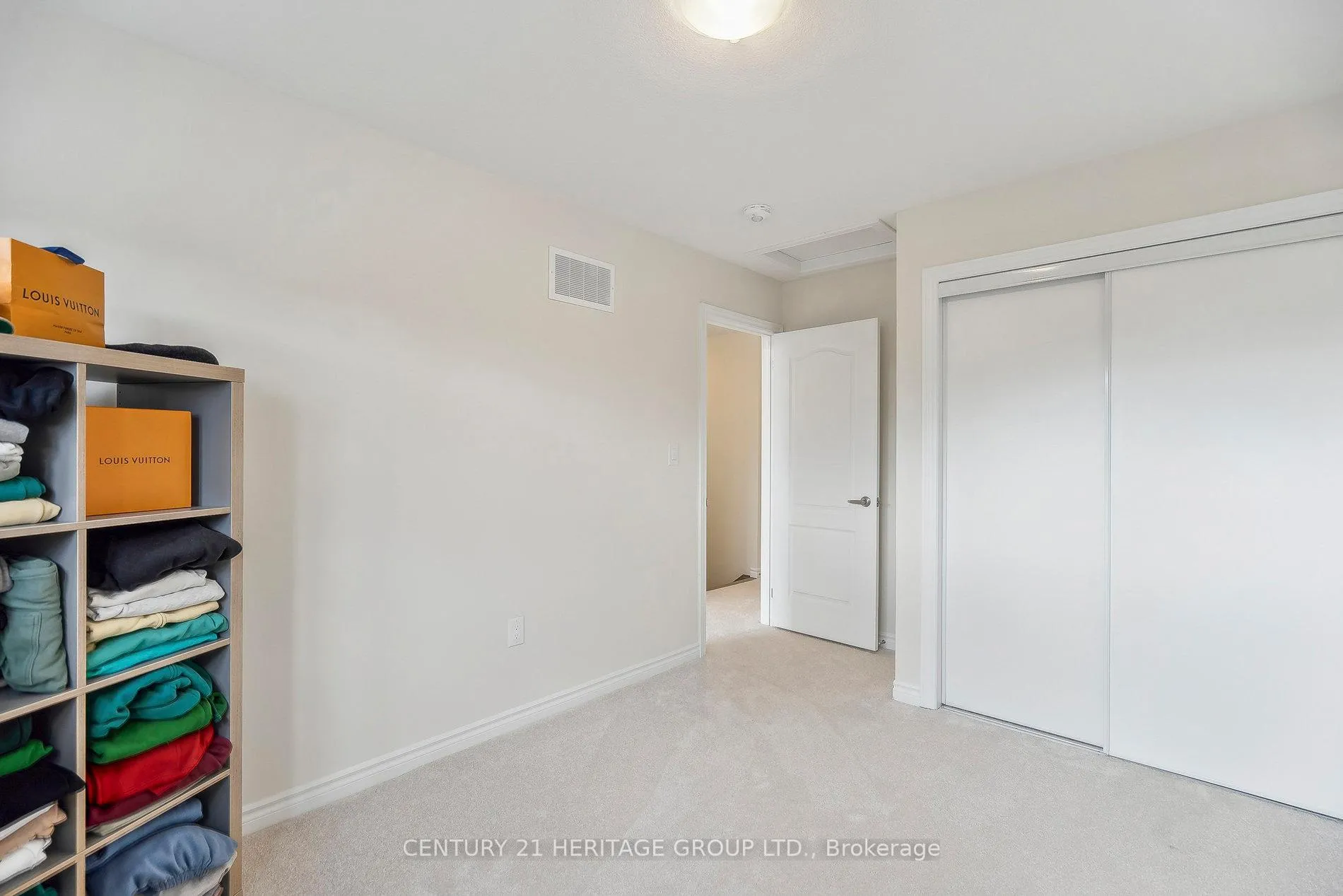 Photo 24 of 20 Sun Haven Lane, Thorold, Allanburg/Thorold South — HOMEH
