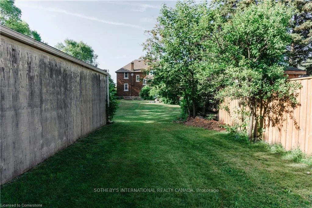 Photo 13 of 356 King Street E, Hamilton, Stoney Creek — HOMEH