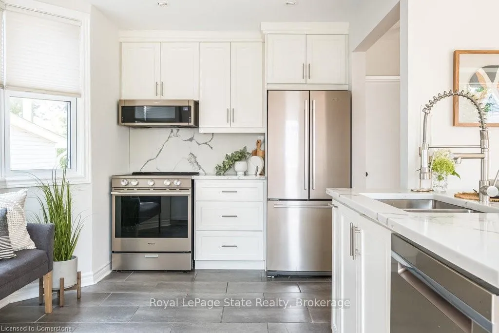 Photo 4 of 136 East 35th Street, Hamilton, Raleigh — HOMEH