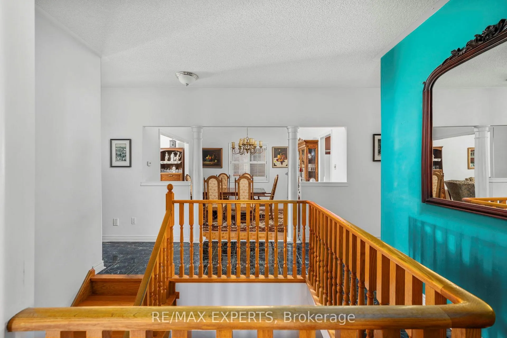 Photo 17 of 35 Falkirk Crescent, Vaughan, Maple — HOMEH