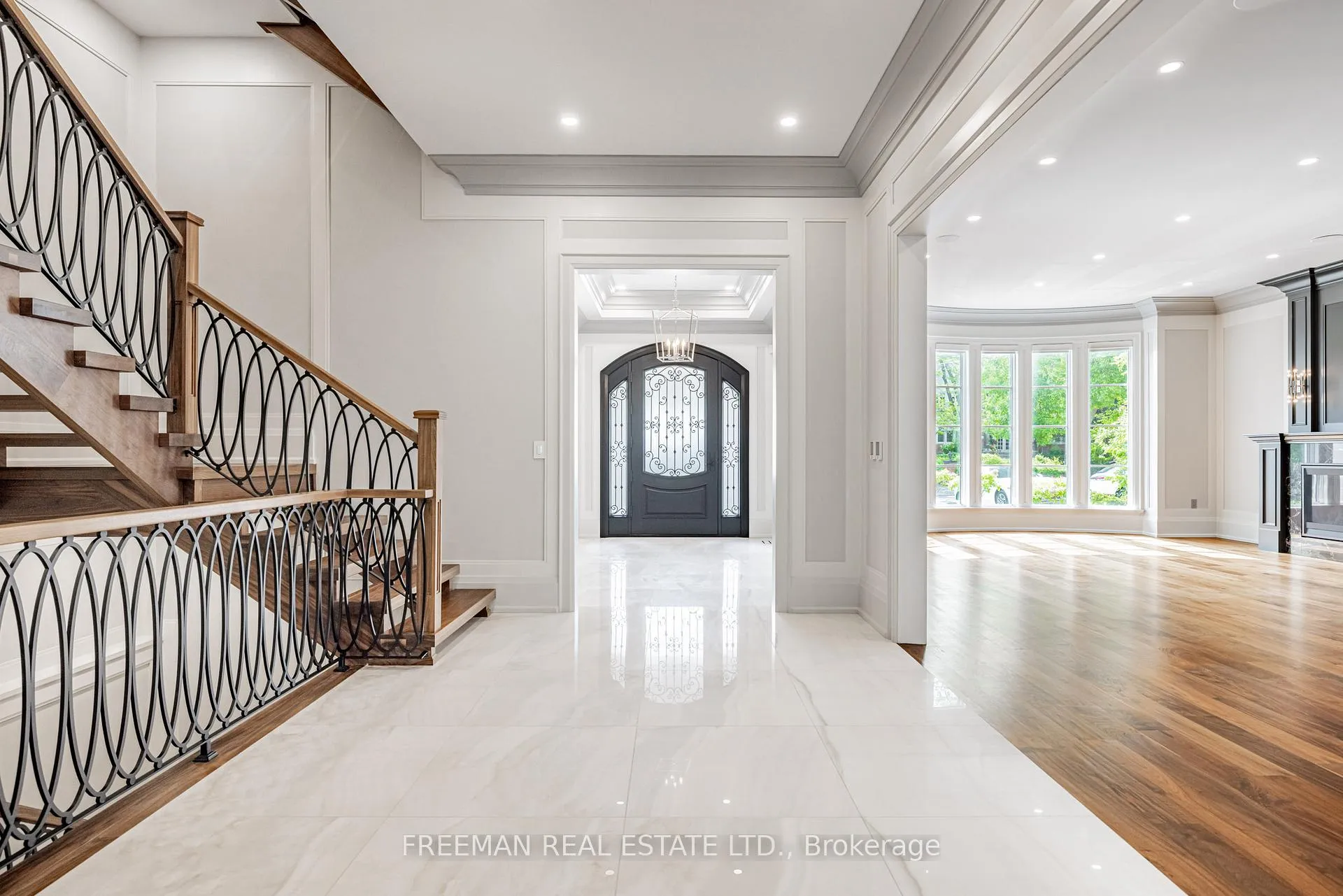Photo 4 of 49 Dunvegan Road, Toronto, Casa Loma — HOMEH