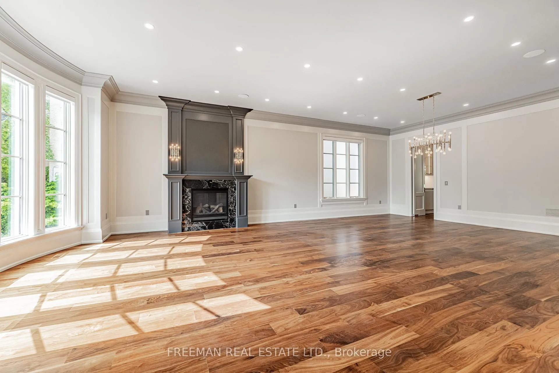 Photo 7 of 49 Dunvegan Road, Toronto, Casa Loma — HOMEH