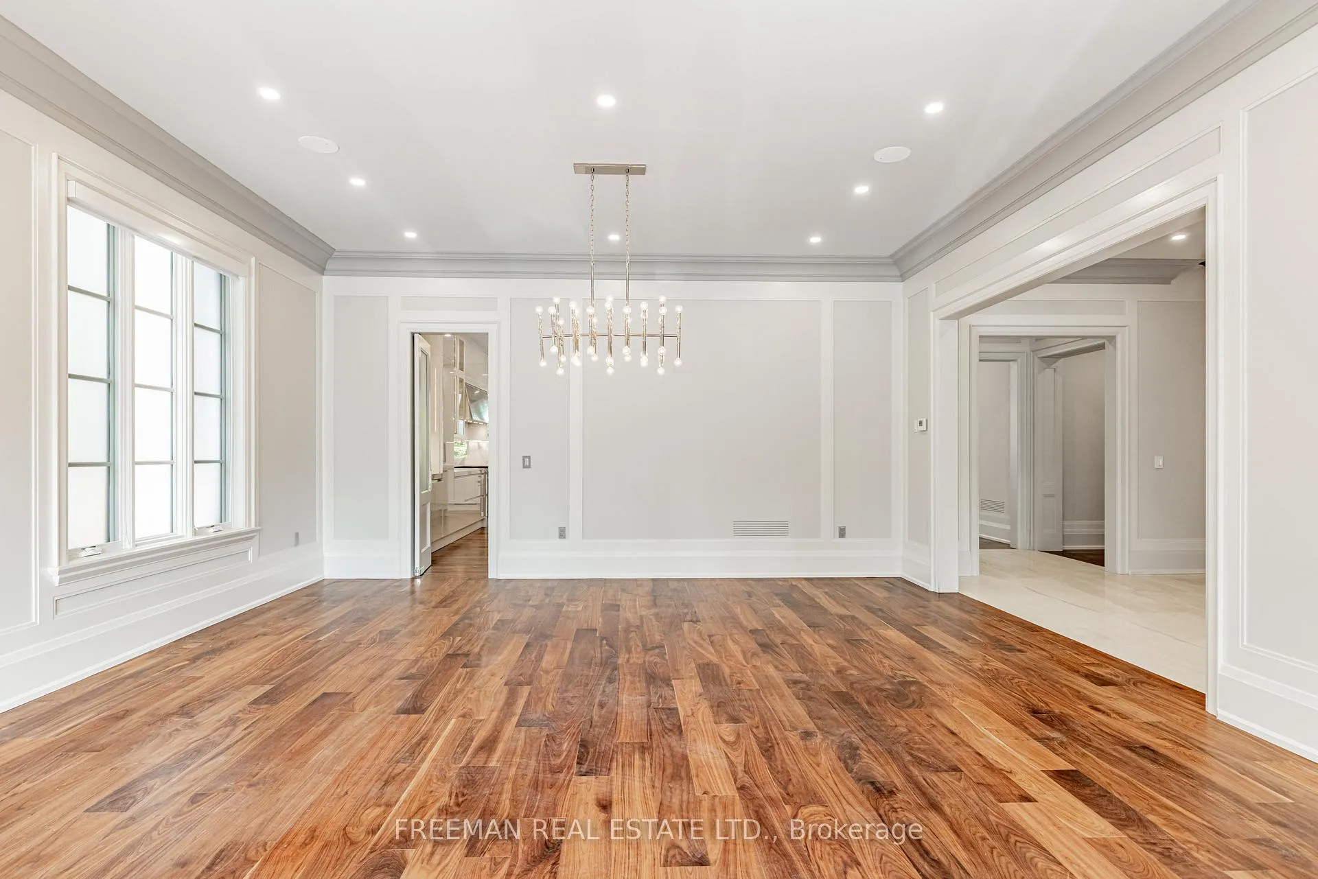 Photo 8 of 49 Dunvegan Road, Toronto, Casa Loma — HOMEH