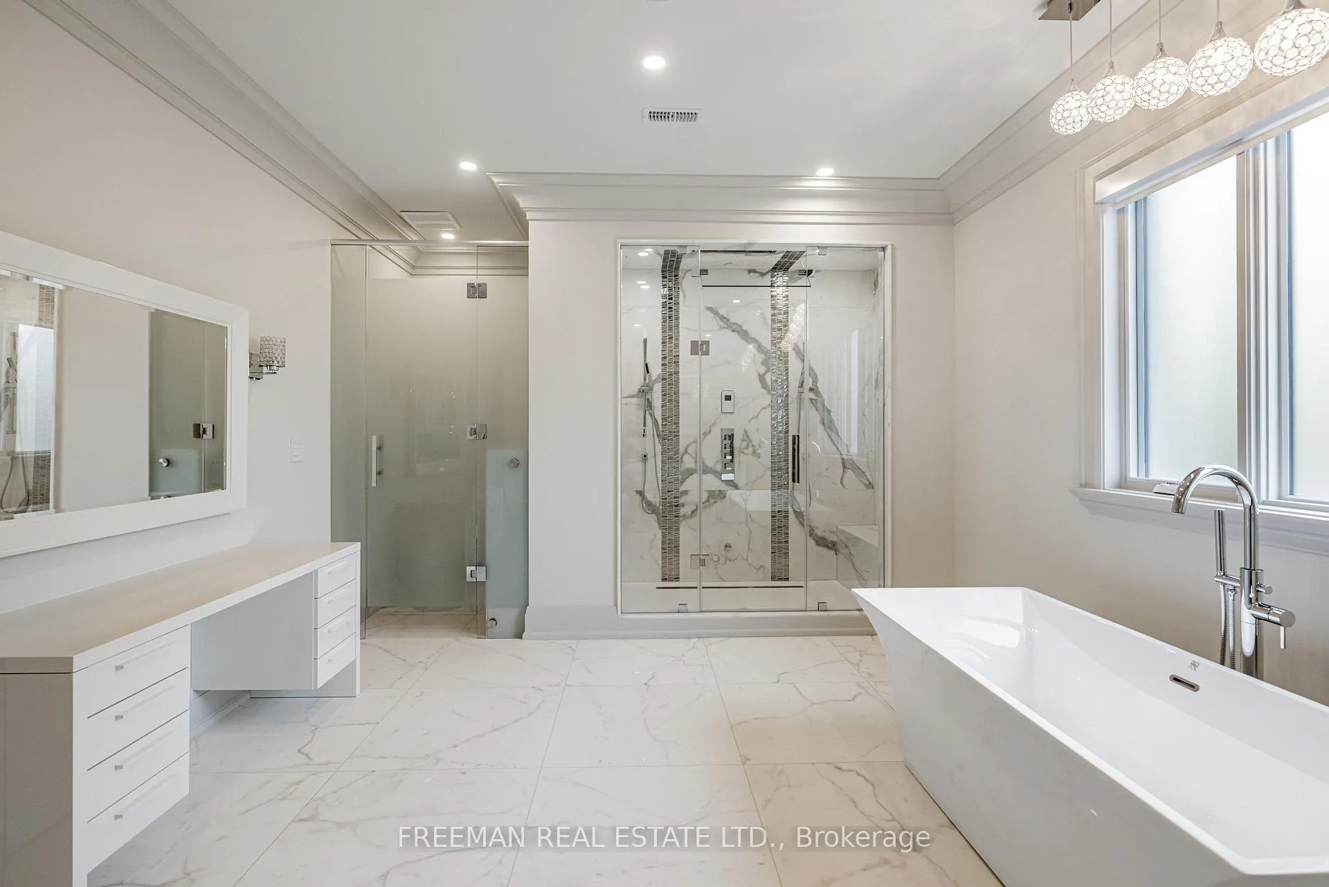 Photo 31 of 49 Dunvegan Road, Toronto, Casa Loma — HOMEH
