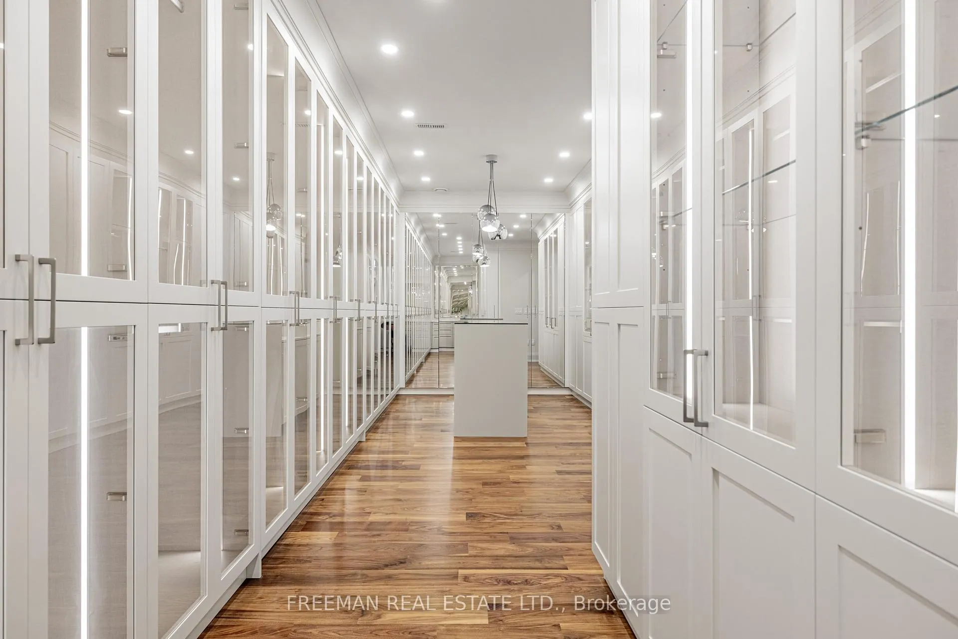 Photo 33 of 49 Dunvegan Road, Toronto, Casa Loma — HOMEH