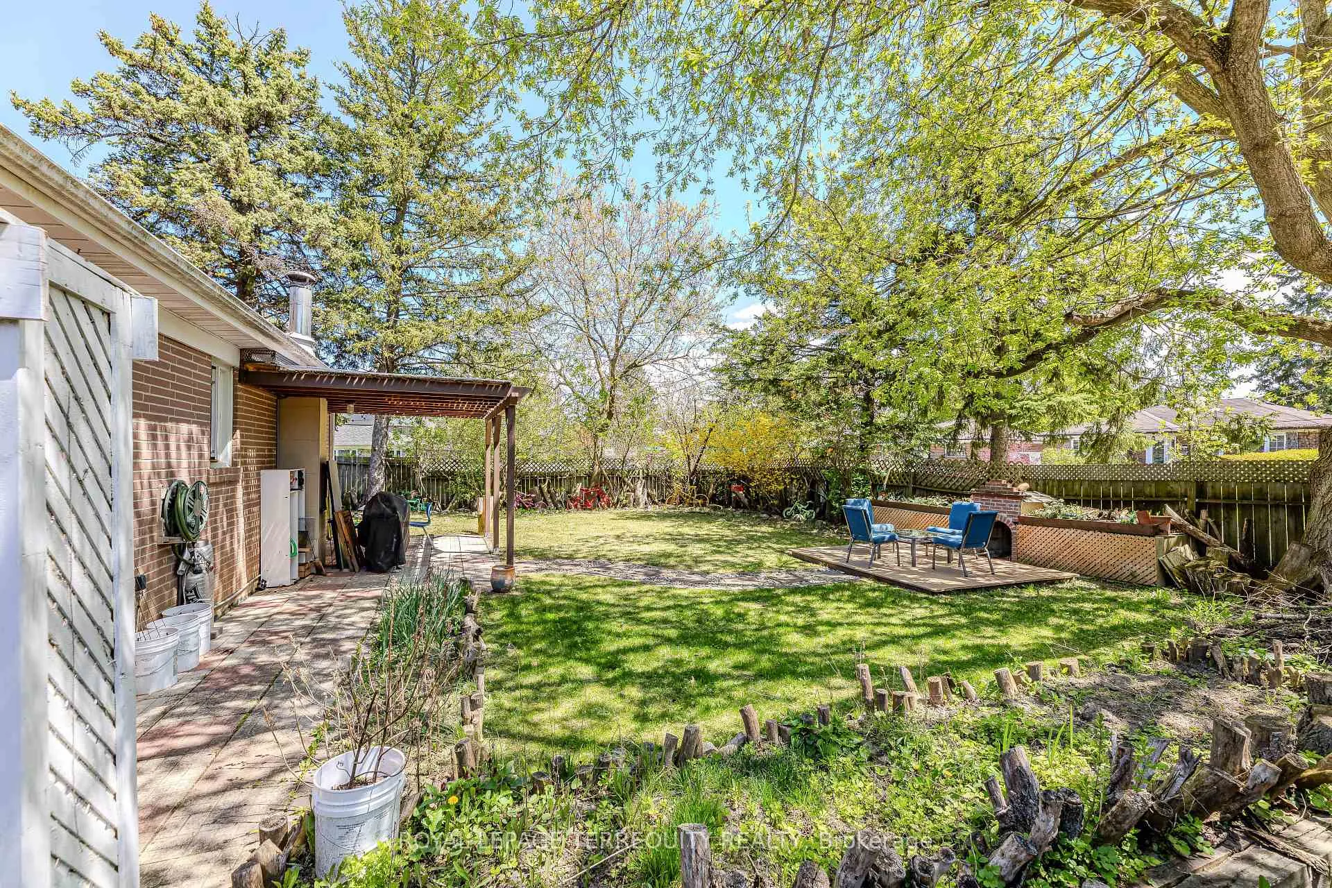 Photo 6 of 96 Talmage Avenue, Richmond Hill, Crosby — HOMEH