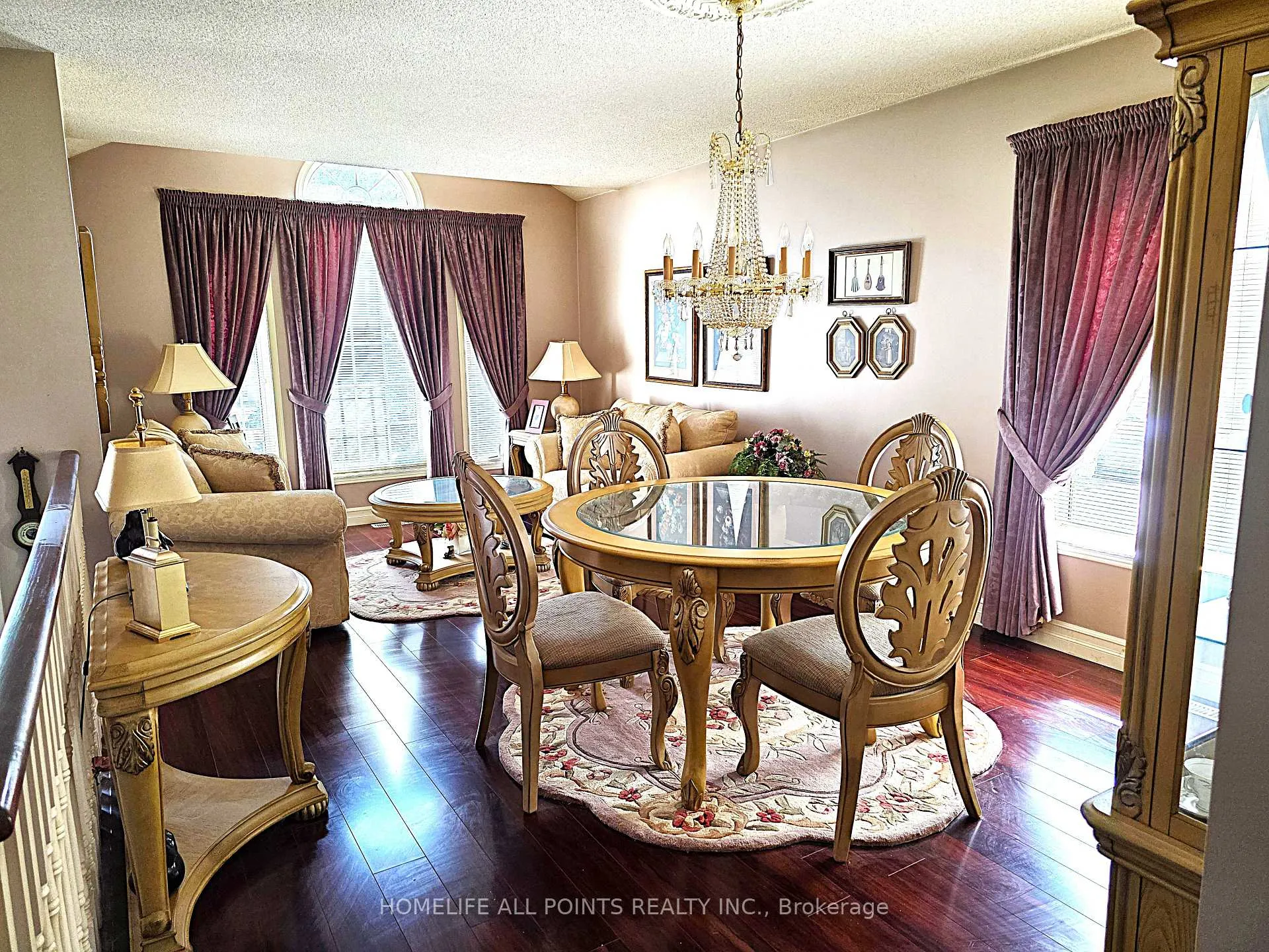Photo 6 of 28 Cranberry Heights, Wasaga Beach — HOMEH