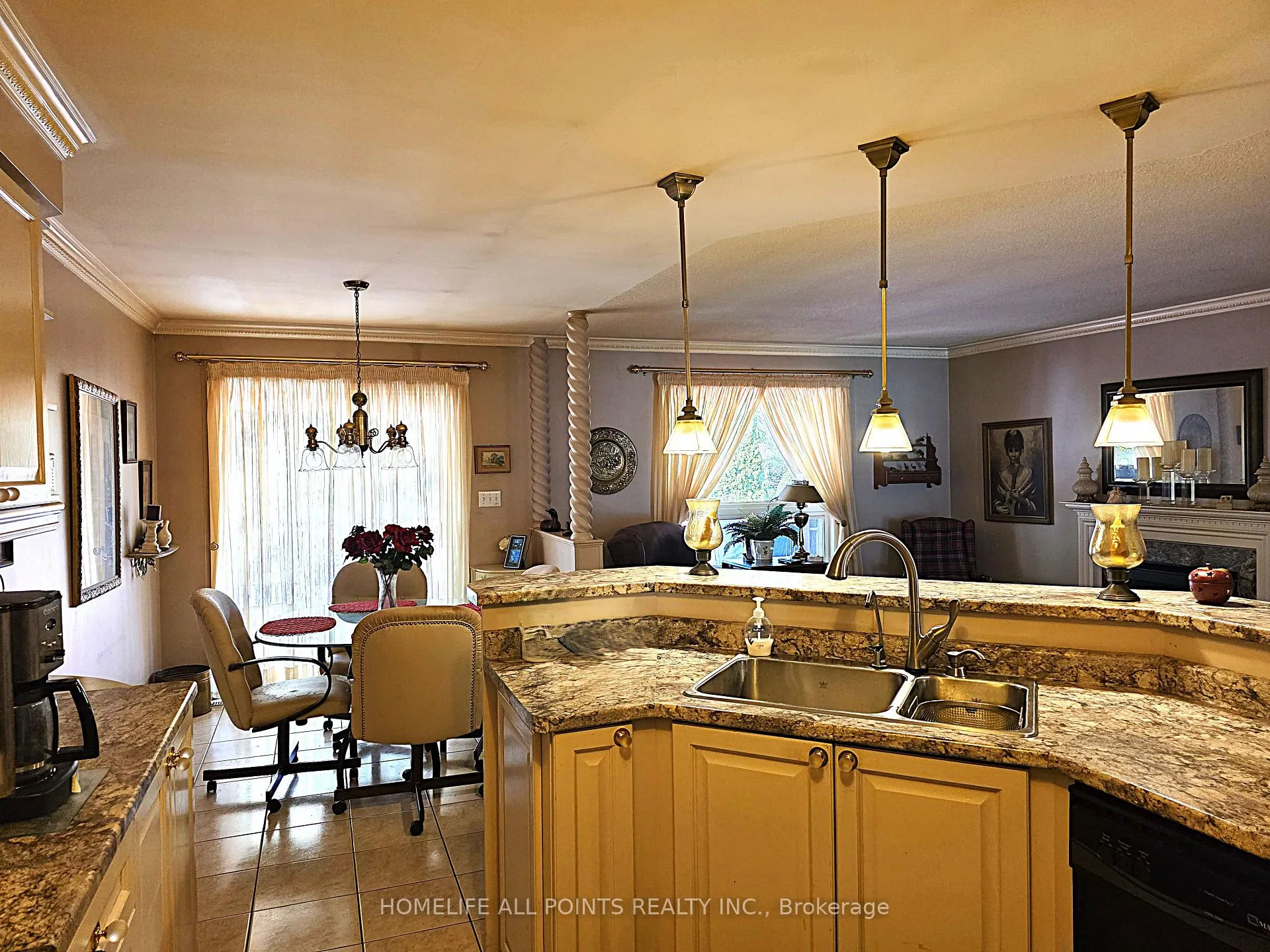 Photo 19 of 28 Cranberry Heights, Wasaga Beach — HOMEH