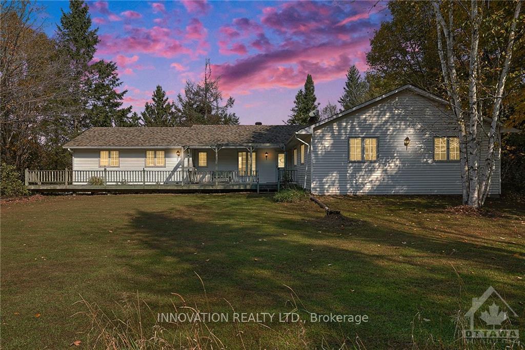 Photo 1 of 4000 Stonecrest Road, Ottawa, Dunrobin — HOMEH