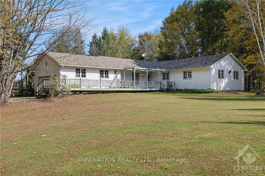 Photo 2 of 4000 Stonecrest Road, Ottawa, Dunrobin — HOMEH