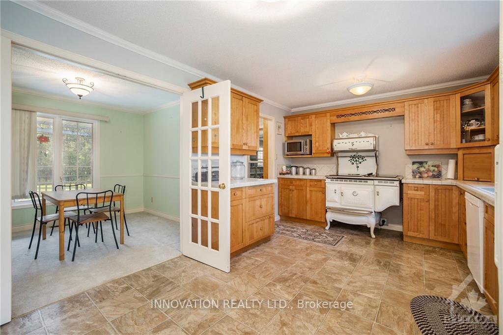 Photo 12 of 4000 Stonecrest Road, Ottawa, Dunrobin — HOMEH