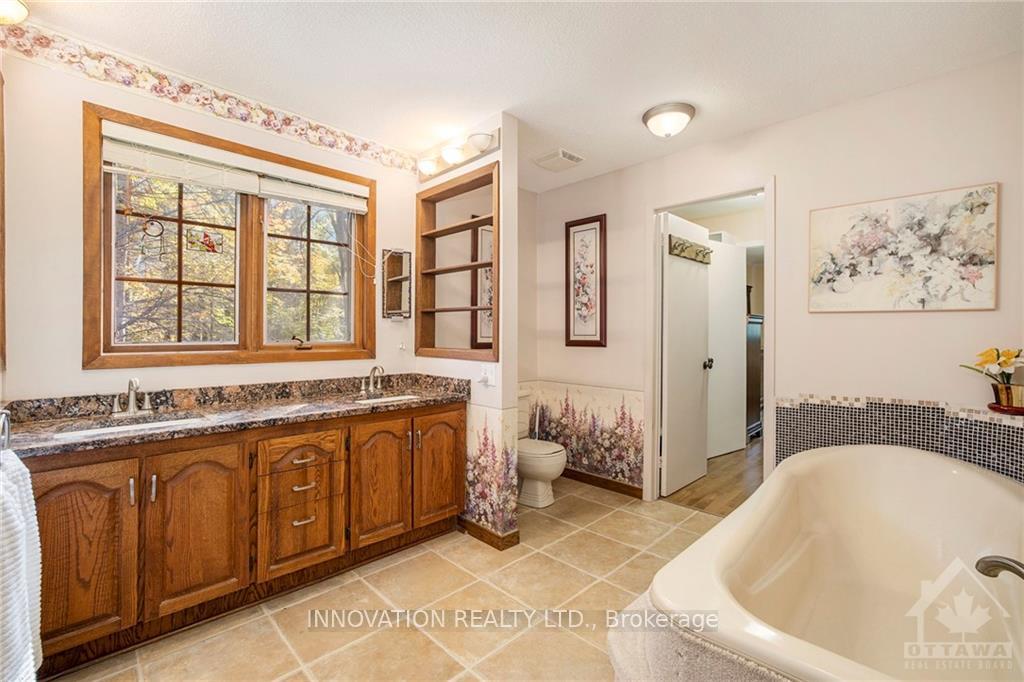 Photo 18 of 4000 Stonecrest Road, Ottawa, Dunrobin — HOMEH