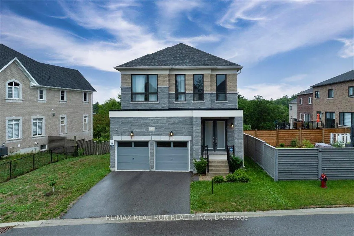 Photo 1 of 7 Maple Fields Circle, Aurora, Aurora Estates — HOMEH