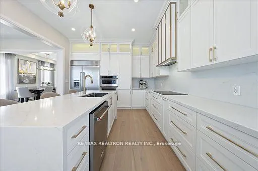 Photo 19 of 7 Maple Fields Circle, Aurora, Aurora Estates — HOMEH