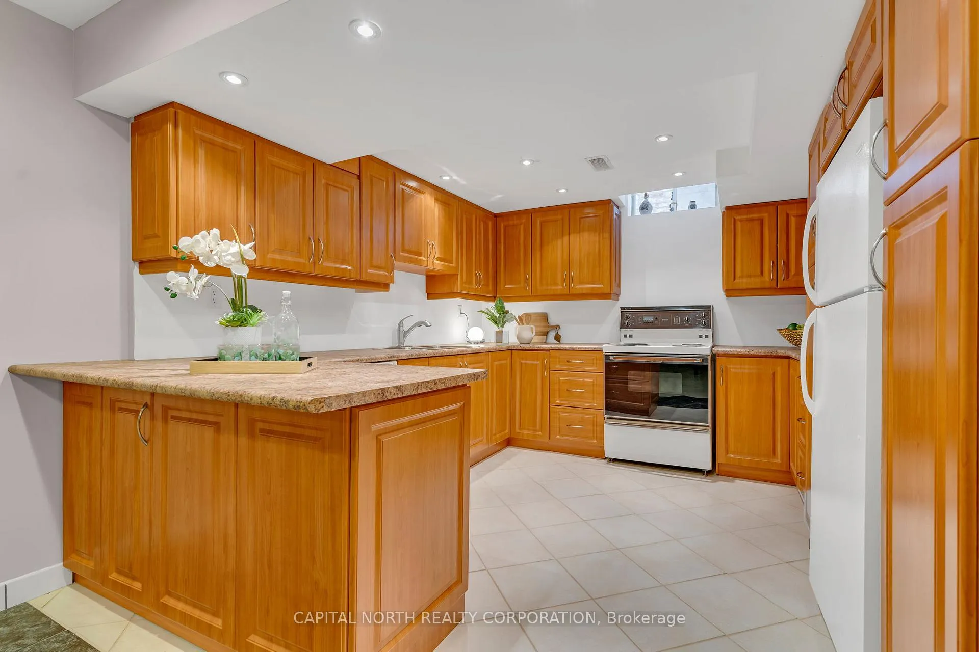 Photo 20 of 65 Sherbourne Drive, Vaughan, Maple — HOMEH