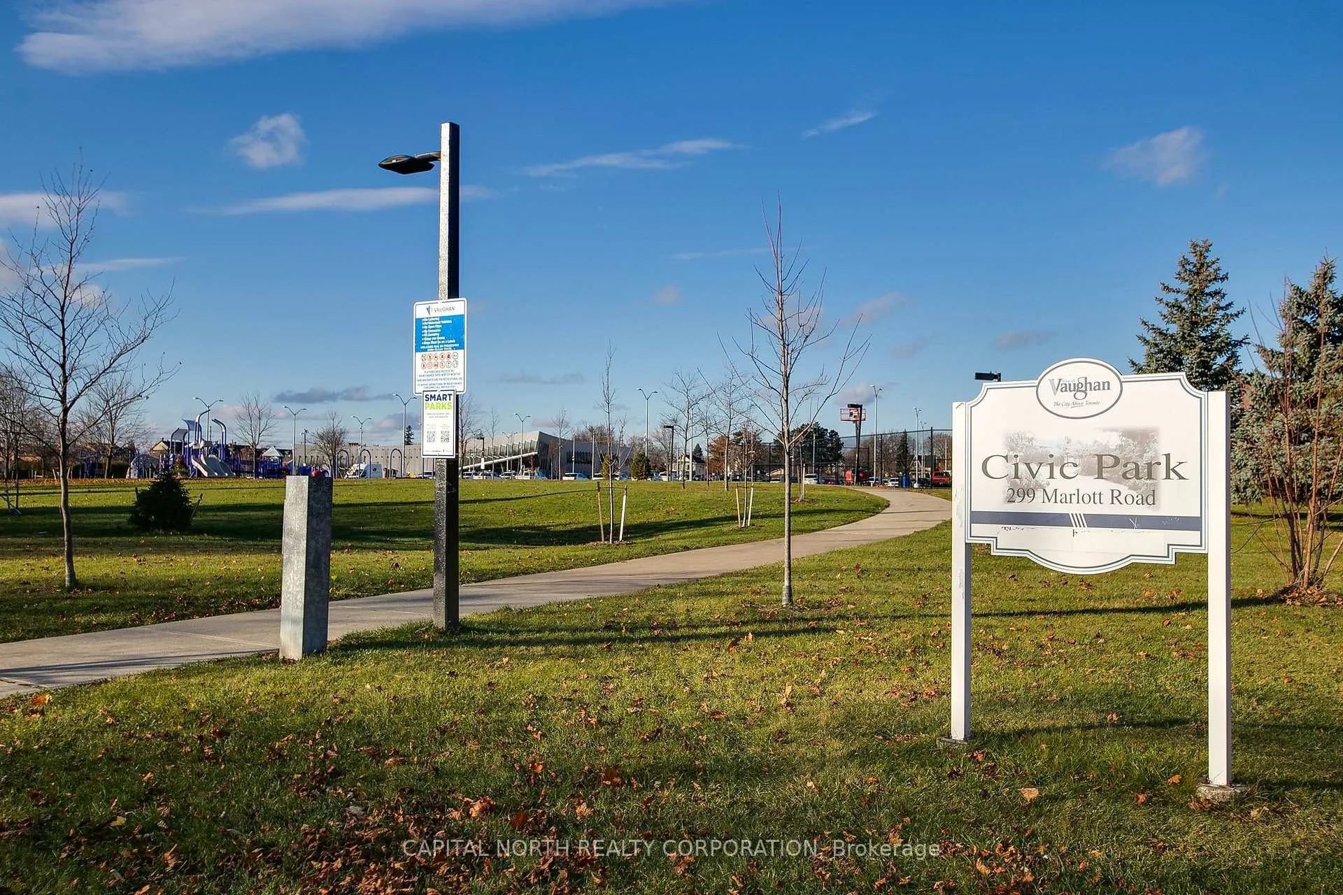Photo 25 of 65 Sherbourne Drive, Vaughan, Maple — HOMEH