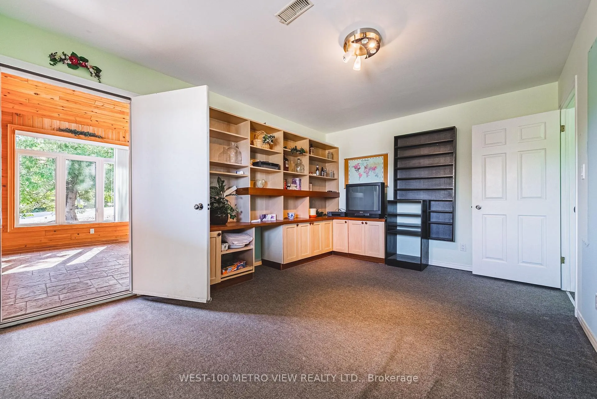 Photo 14 of 2476 Champlain Road, Tiny, Rural Tiny — HOMEH