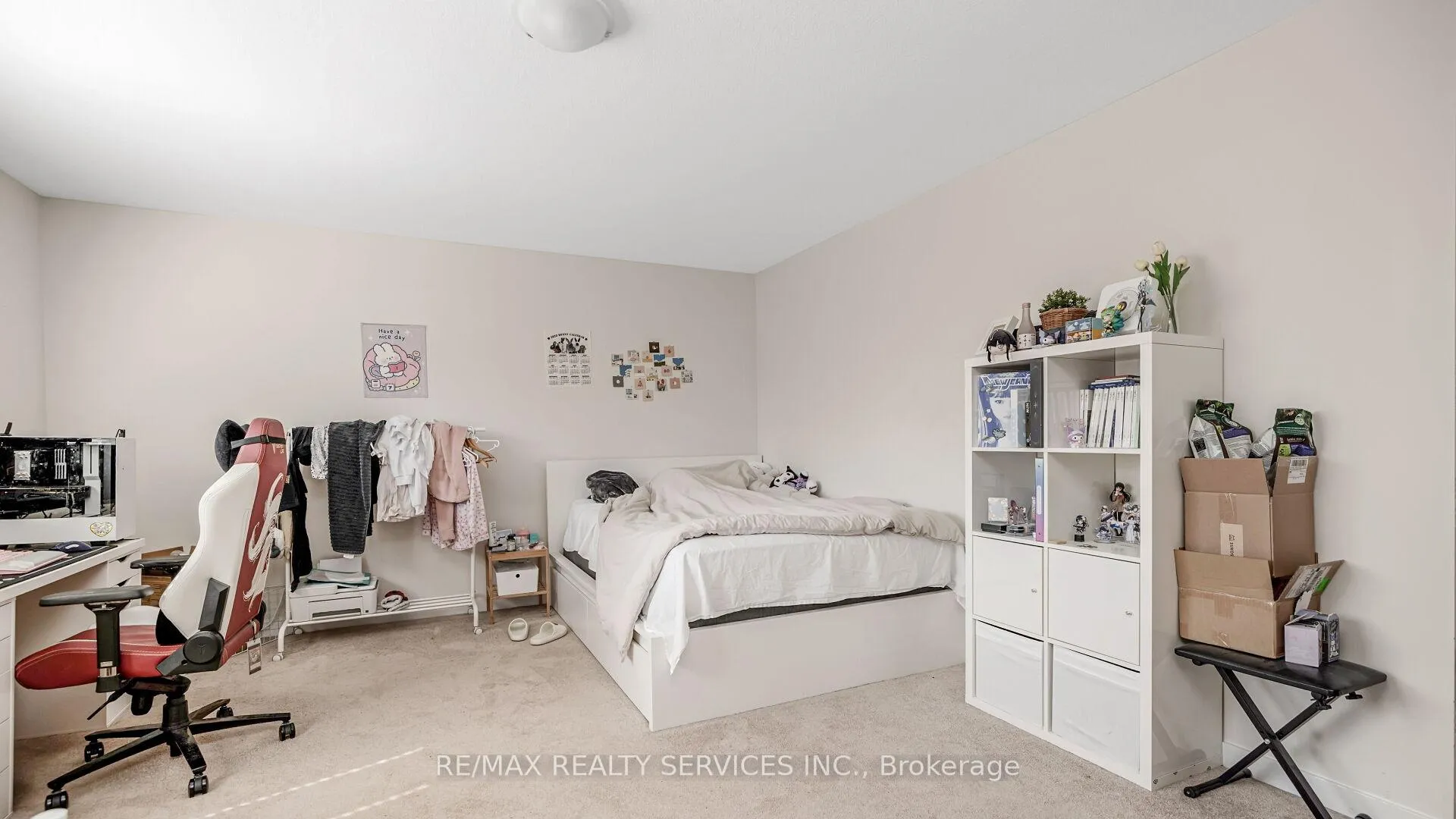 Photo 34 of 16 Pagebrook Crescent E, Hamilton, Stoney Creek Mountain — HOMEH