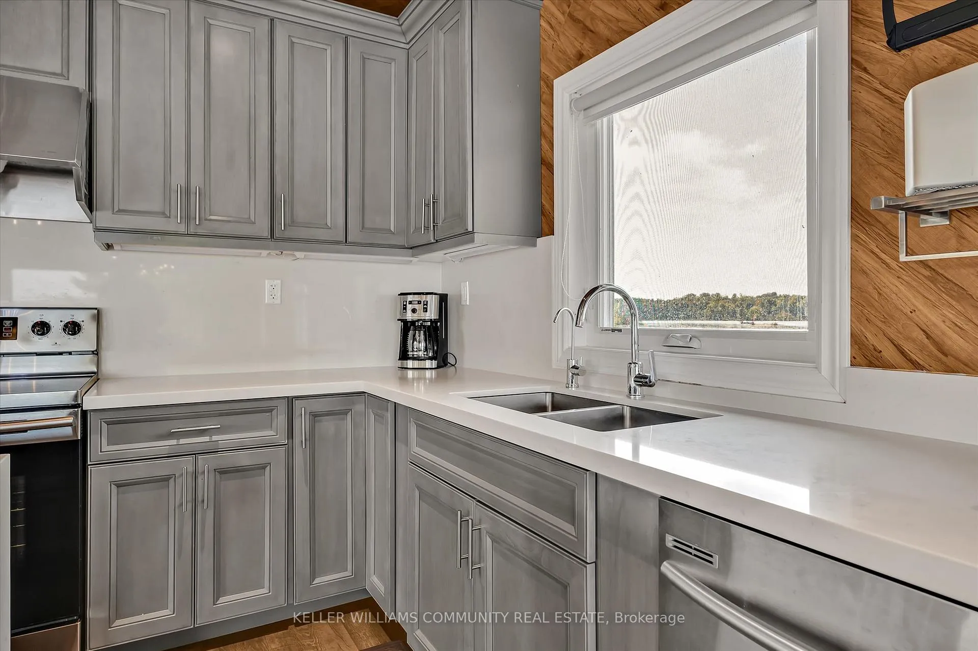 Photo 10 of 754 Hawkins Road, Douro-Dummer — HOMEH